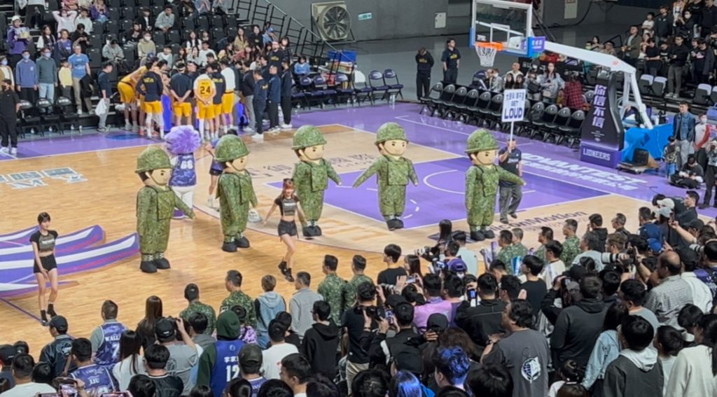 攻城獅職籃對中信職籃4